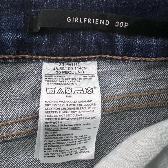 Banana Republic Raw Hem Premium Denim Girlfriend Jeans Size 30P - Picture 5 of 10